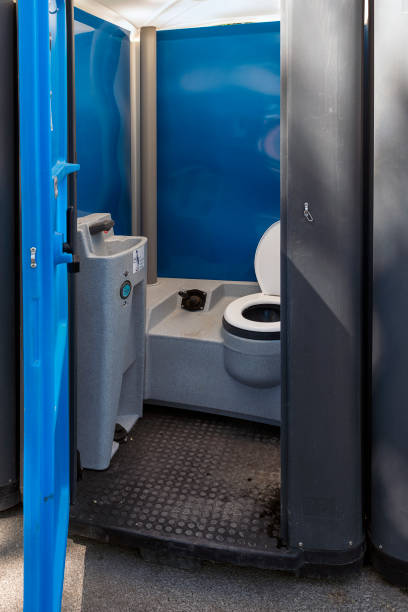 Best Porta potty rental near me  in Dade City North, FL